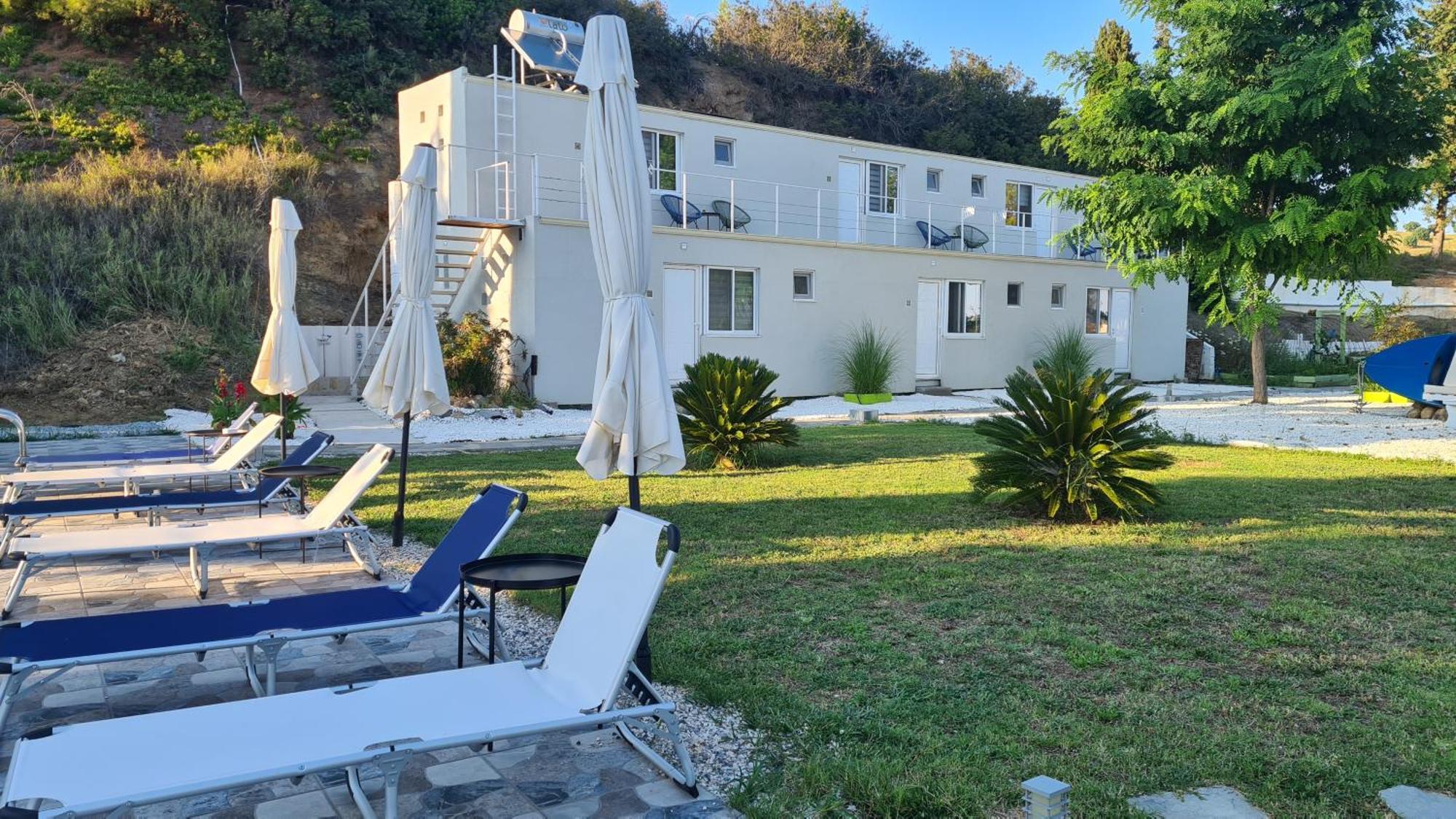 Greco Paradise Suites - Adult Only Nea Skioni Exteriér fotografie